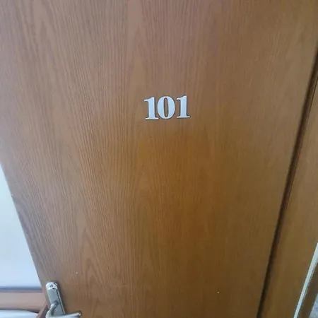 Hotel 415 ساني بيتش