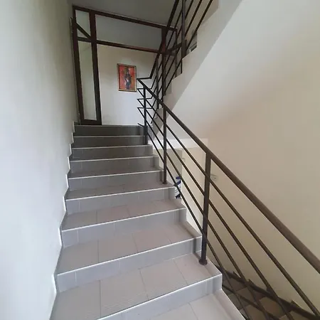 Хотел Hotel 415 *